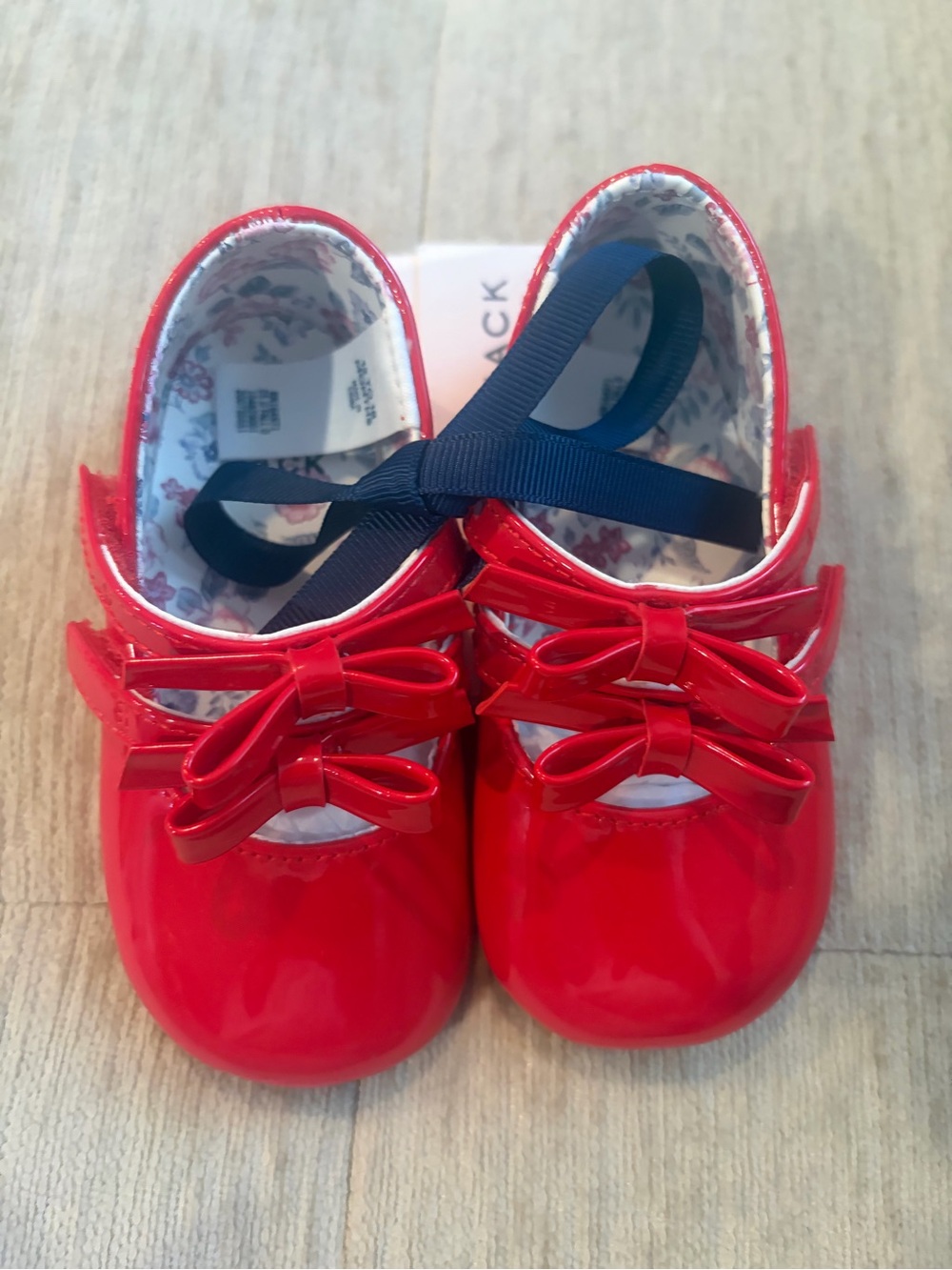 Red Patent Baby Girls Mary Jane Shoes with Bows janie & jack